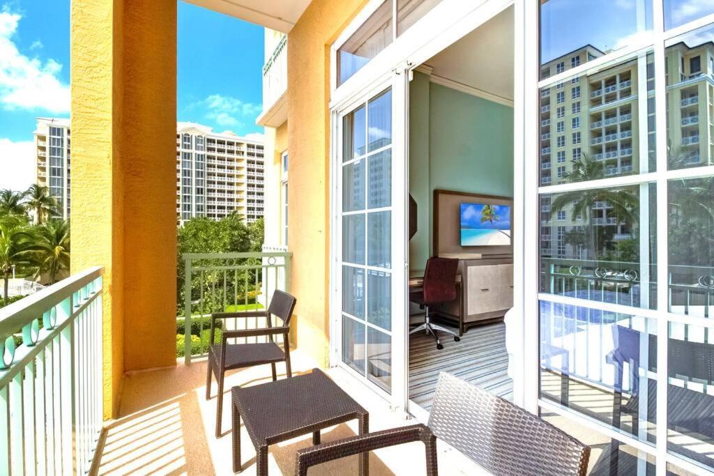 Stunning Studio Apartment Located At The Ritz Carlton-Key Biscayne Miami Buitenkant foto